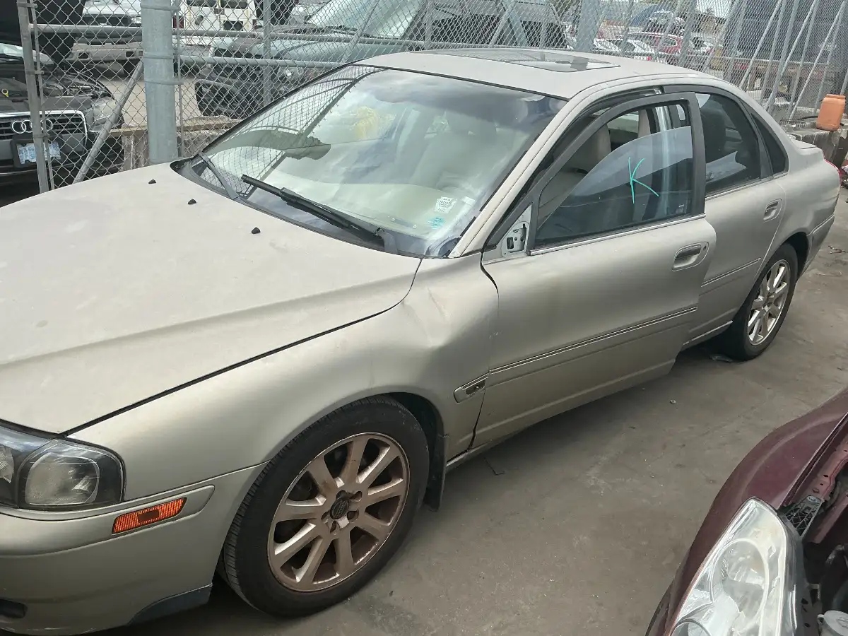 Photo of 2004 Volvo S80