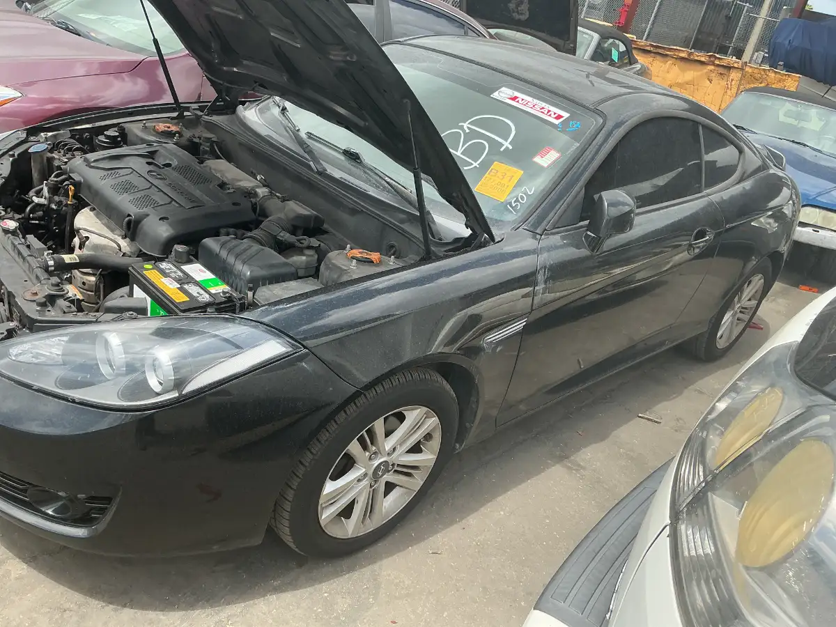 Photo of 2008 Hyundai Tiburon
