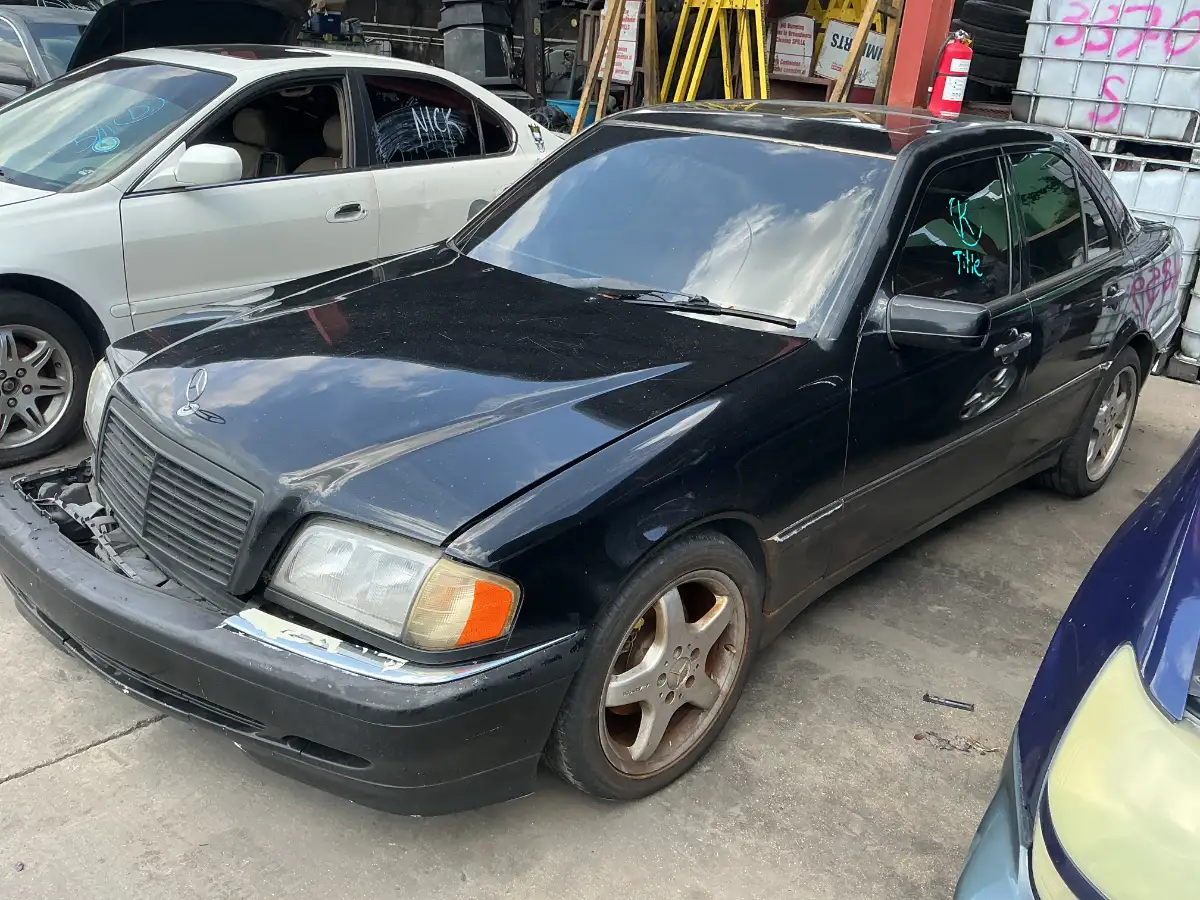 Photo of 1999 Mercedes-Benz C-Class