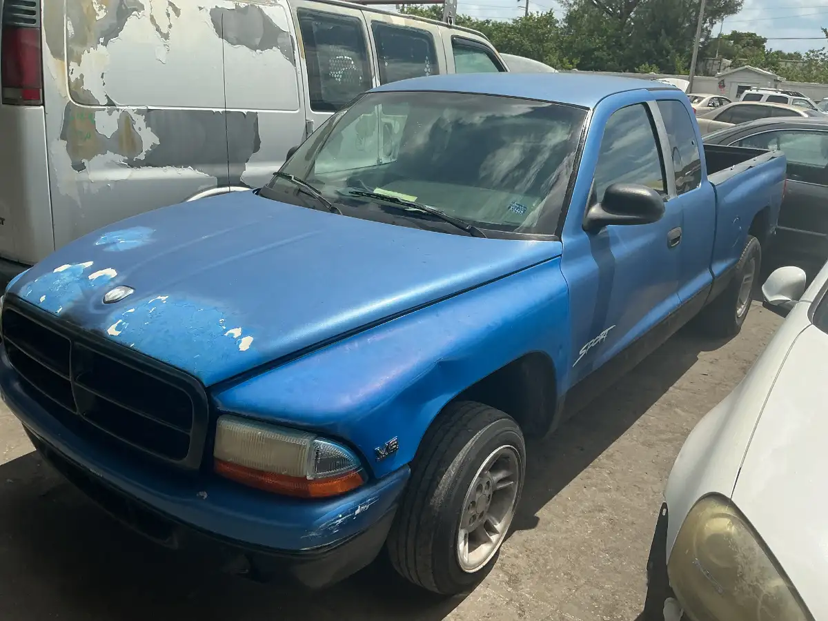 Photo of 1999 Dodge Dakota