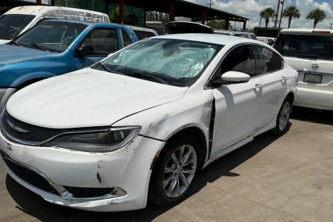 Photo of 2015 Chrysler 200