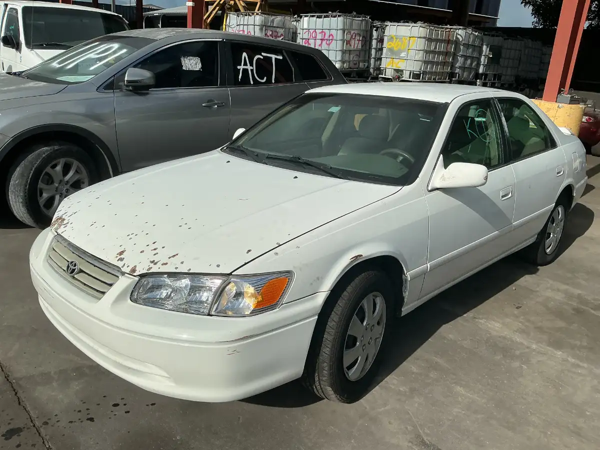 Photo of 2001 Toyota Camry