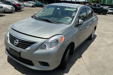 Photo of 2013 Nissan Versa