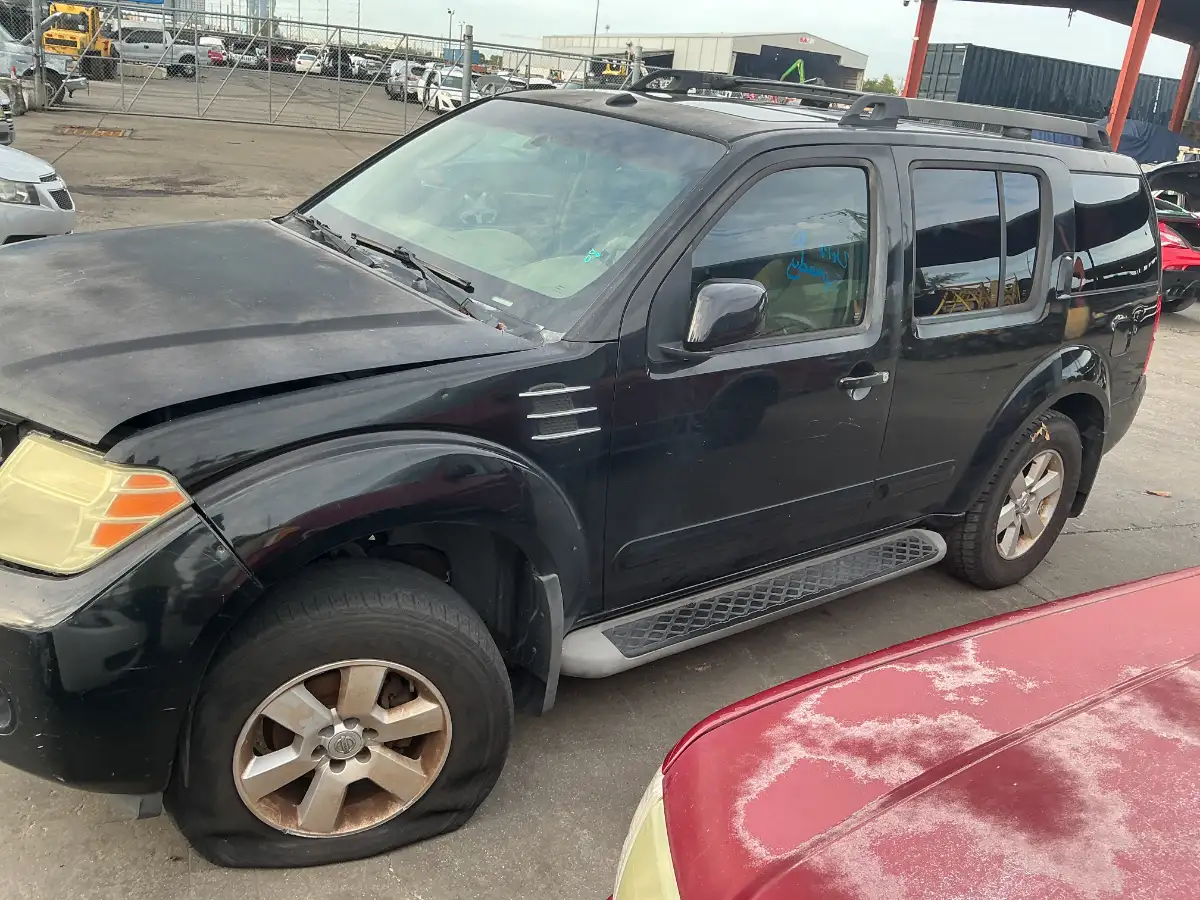 Photo of 2008 Nissan Pathfinder