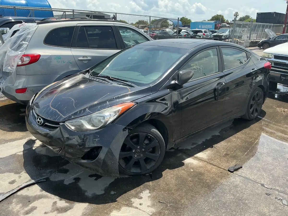 Photo of 2011 Hyundai Elantra