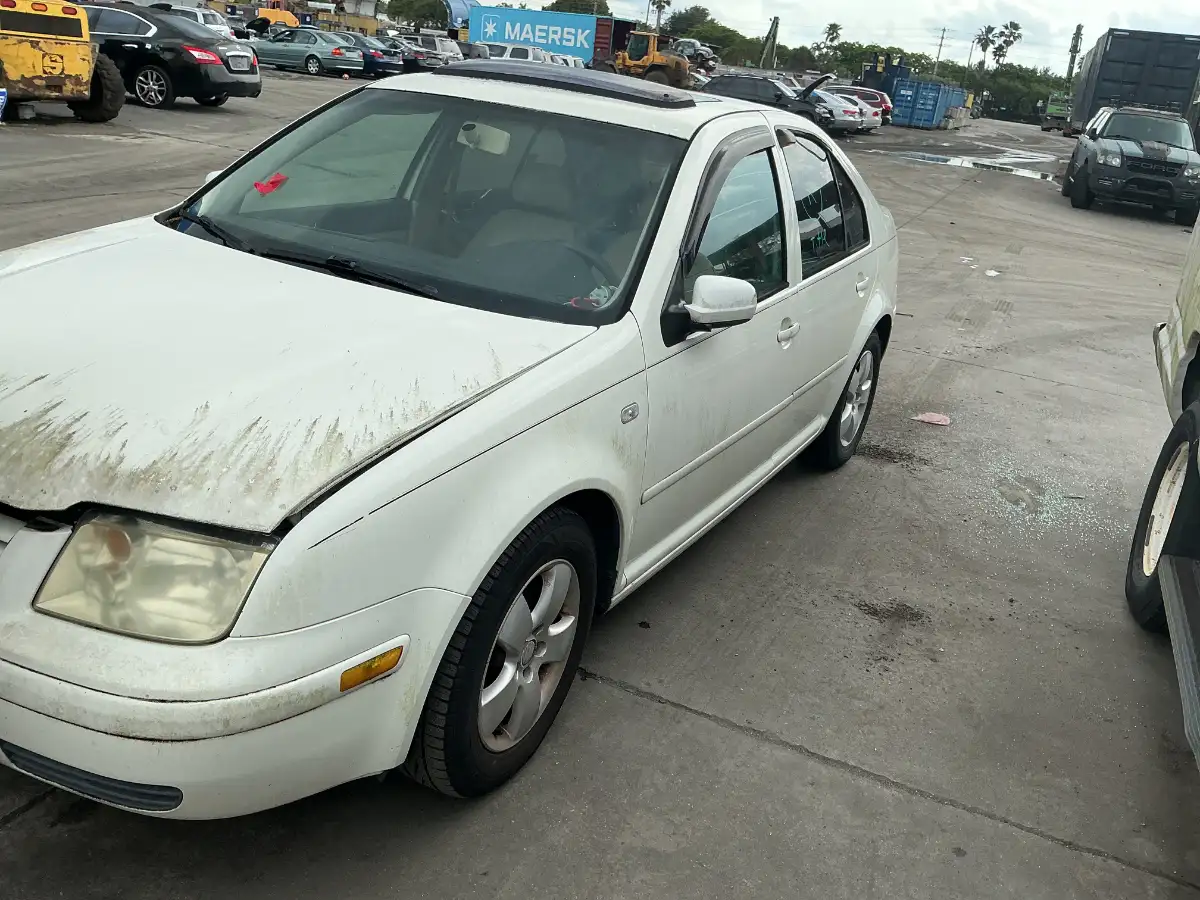 Photo of 2003 Volkswagen Jetta
