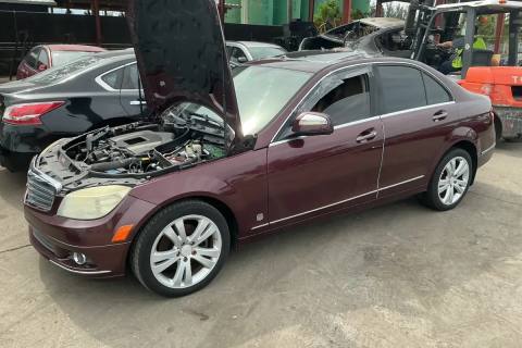 Photo of 2009 Mercedes-Benz C-Class