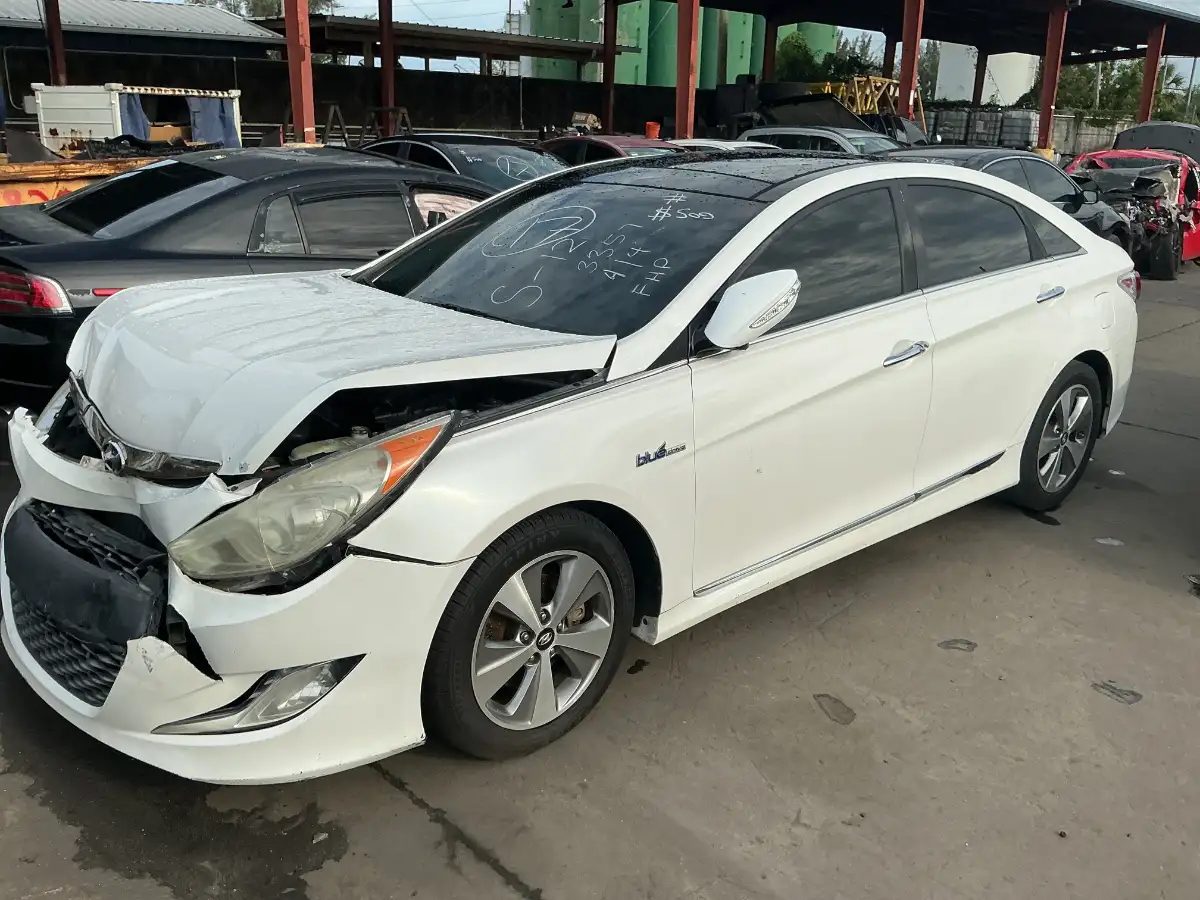 Photo of 2012 Hyundai Sonata Hybrid