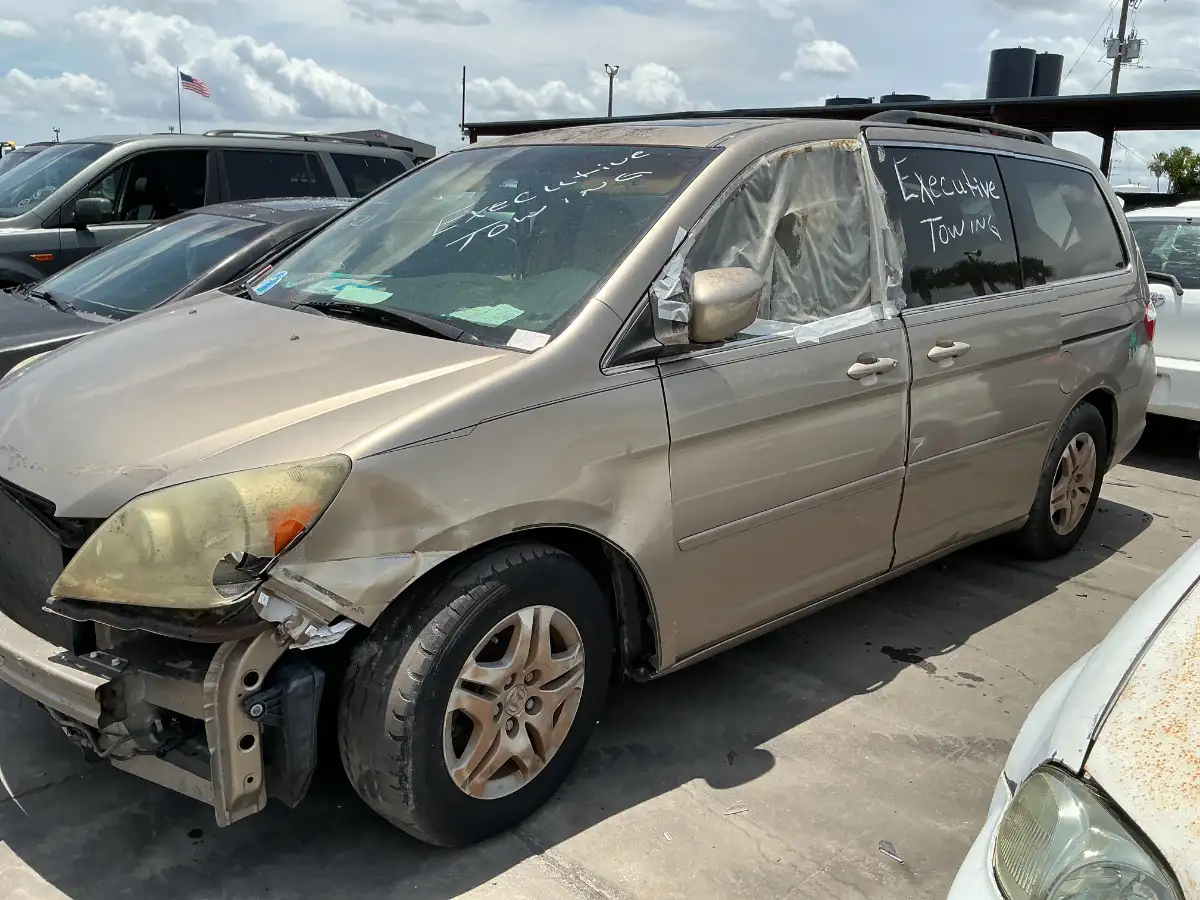 Photo of 2005 Honda Odyssey