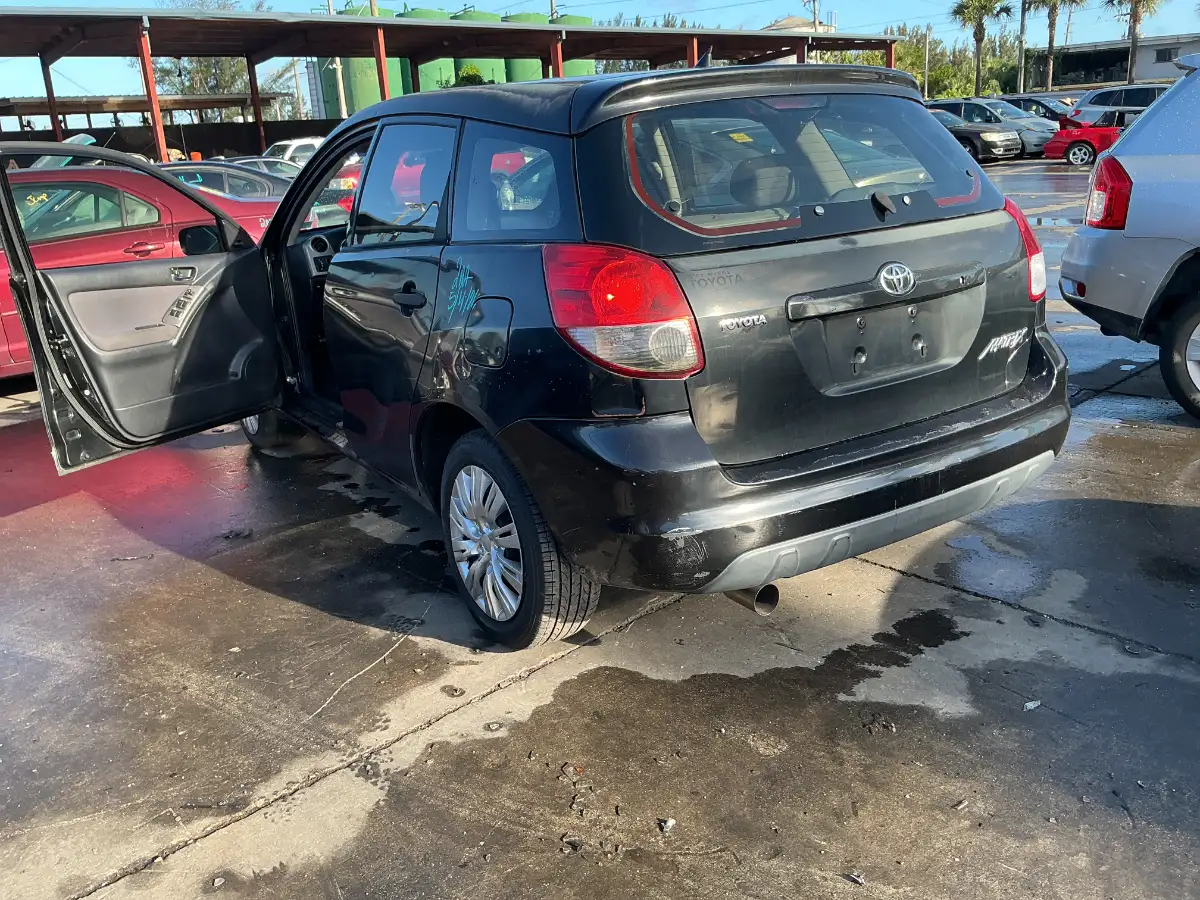 Photo of 2003 Toyota Matrix