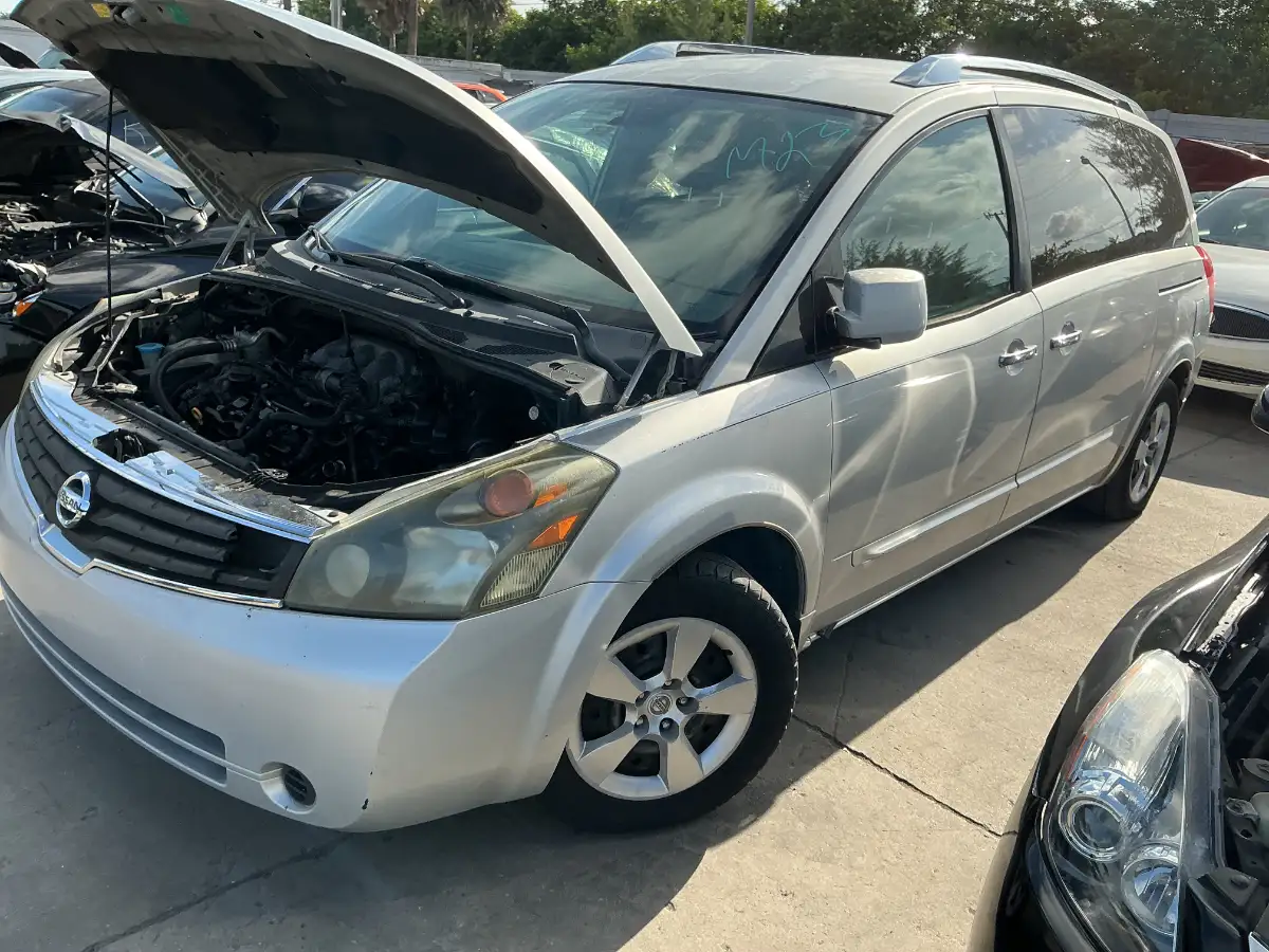 Photo of 2007 Nissan Quest