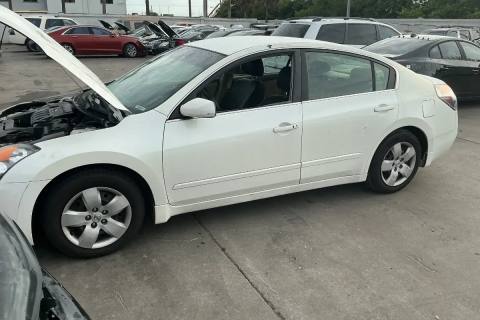 Photo of 2008 Nissan Altima