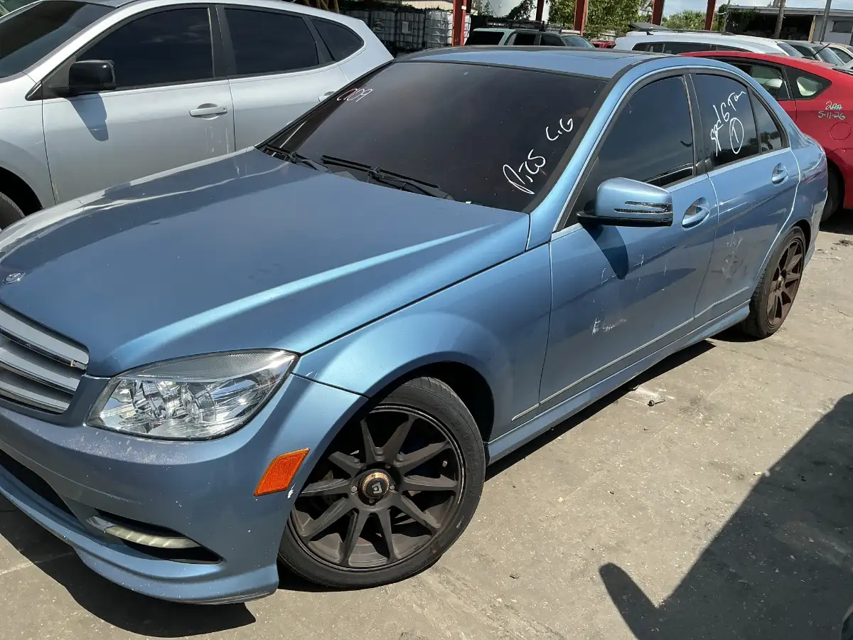 Photo of 2011 Mercedes-Benz C-Class