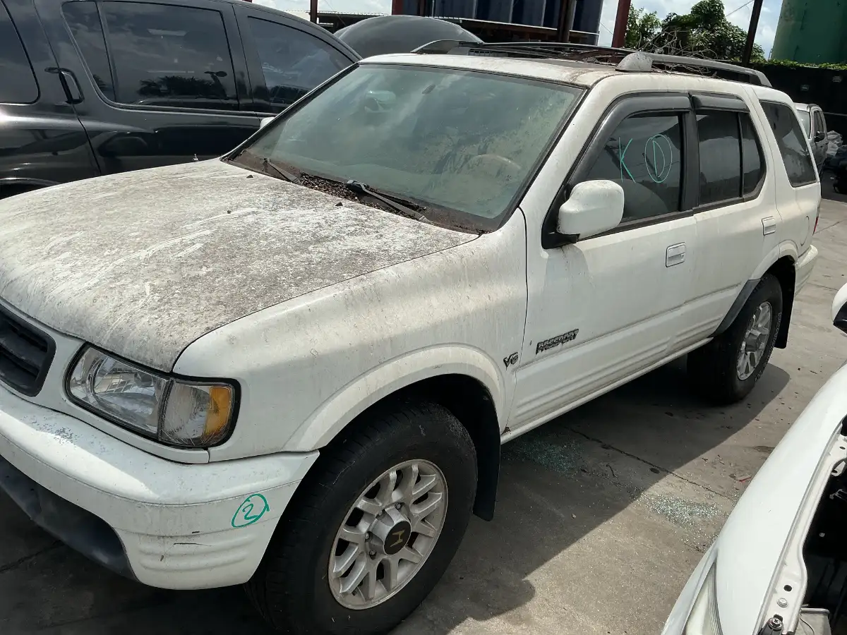 Photo of 2000 Honda Passport