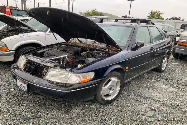 Photo of 1997 Saab 900