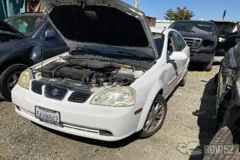 Photo of 2004 Suzuki Forenza
