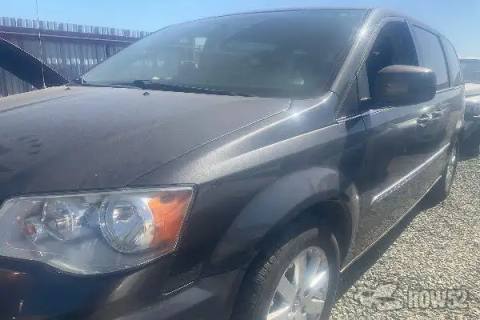 Photo of 2016 Chrysler Town & Country