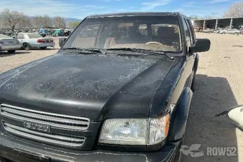 Photo of 2001 Isuzu Trooper