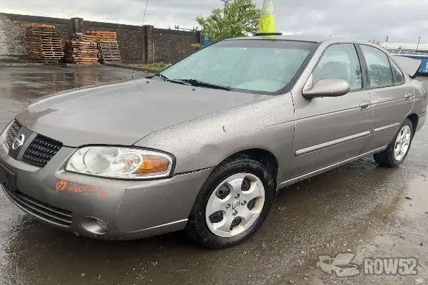 Photo of 2005 Nissan Sentra