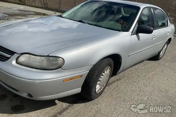 Photo of 2001 Chevrolet Malibu