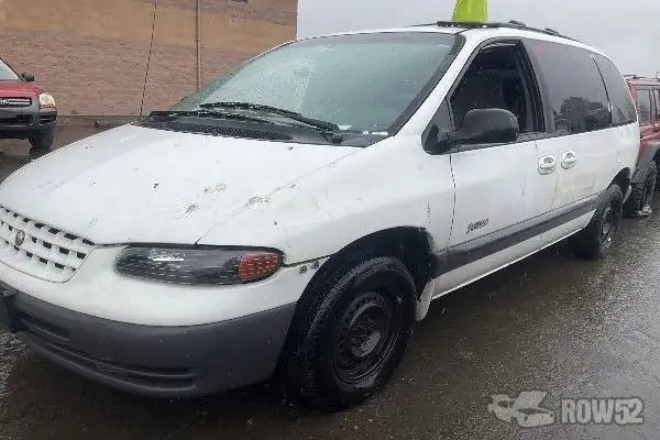 Photo of 1998 Plymouth Voyager