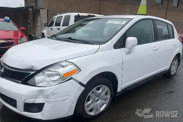 Photo of 2012 Nissan Versa