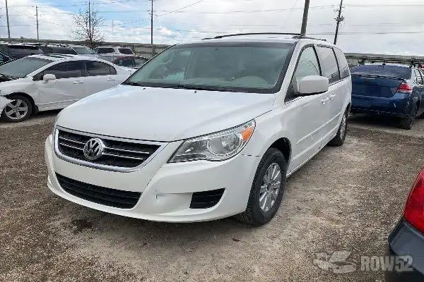 Photo of 2009 Volkswagen Routan