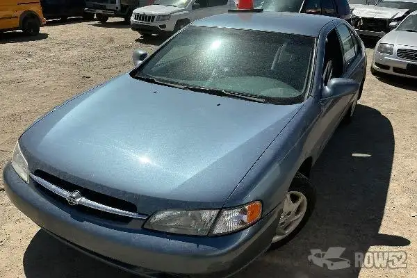 Photo of 1999 Nissan Altima