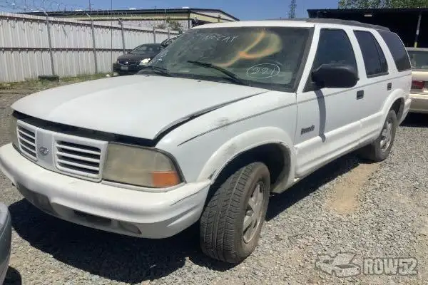 Photo of 2000 Oldsmobile Bravada