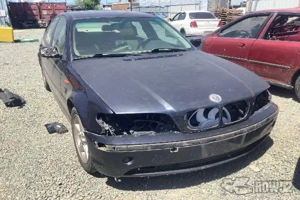 Photo of 2002 BMW 3-Series