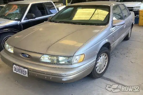 Photo of 1995 Ford Taurus