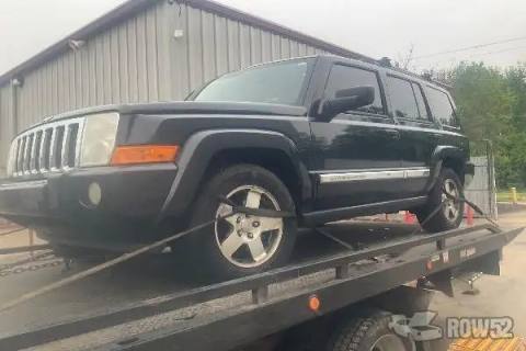 Photo of 2010 Jeep Commander