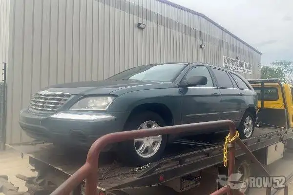 Photo of 2006 Chrysler Pacifica