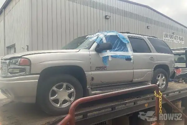 Photo of 2005 GMC Yukon Denali