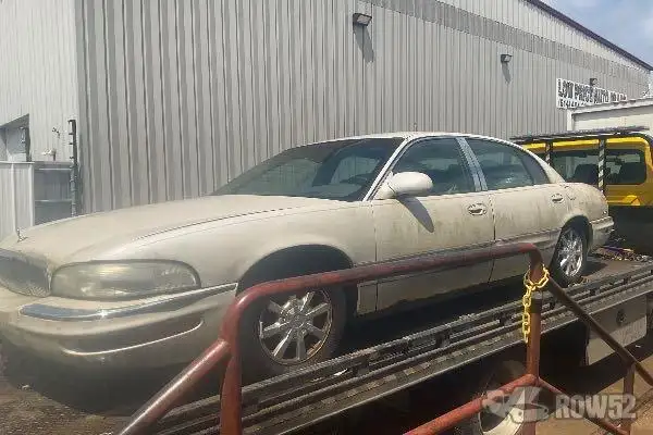 Photo of 2002 Buick Park Avenue