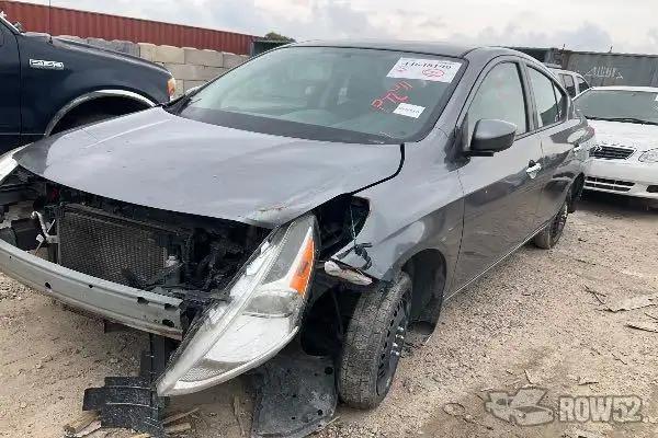 Photo of 2016 Nissan Versa