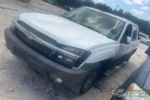 Photo of 2004 Chevrolet Avalanche
