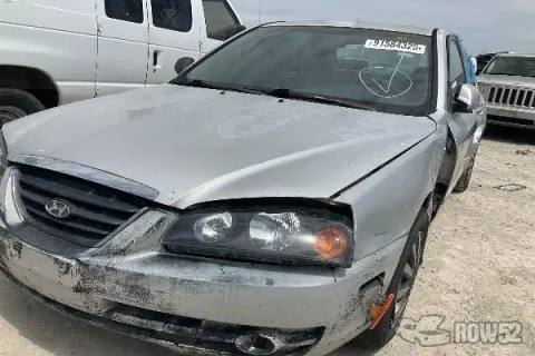 Photo of 2005 Hyundai Elantra