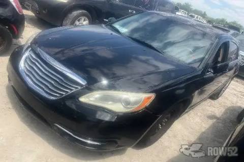 Photo of 2013 Chrysler 200