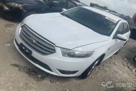 Photo of 2013 Ford Taurus