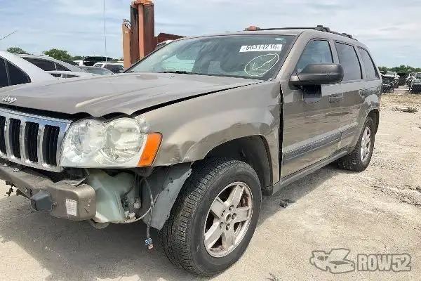 Photo of 2005 Jeep Grand Cherokee