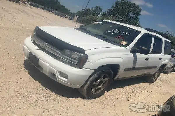 Photo of 2004 Chevrolet Trailblazer