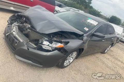 Photo of 2016 Nissan Altima