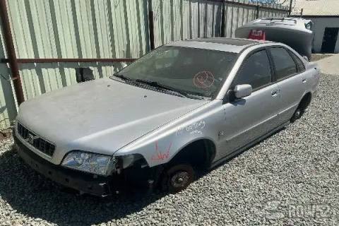 Photo of 2003 Volvo S40