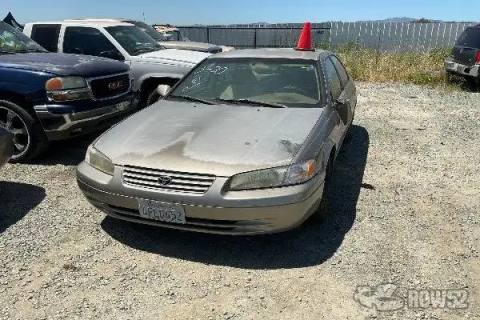Photo of 1999 Toyota Camry