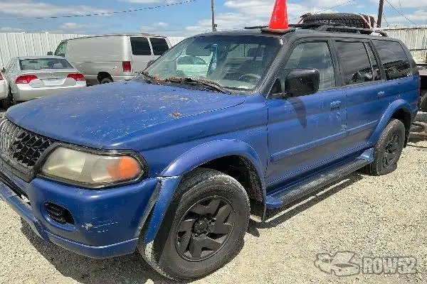 Photo of 2001 Mitsubishi Montero Sport