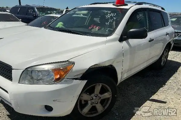 Photo of 2006 Toyota Rav4