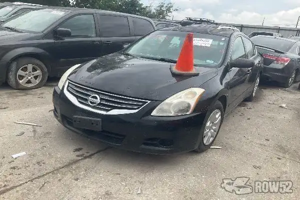 Photo of 2012 Nissan Altima