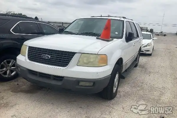 Photo of 2004 Ford Expedition