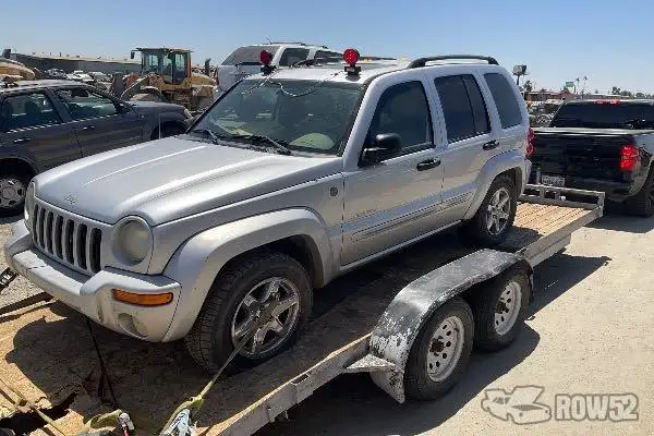 Photo of 2004 Jeep Liberty